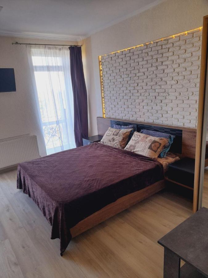 Ferienwohnung Залізнична 49 "Хочу Цю!" Iwano-Frankiwsk Exterior foto