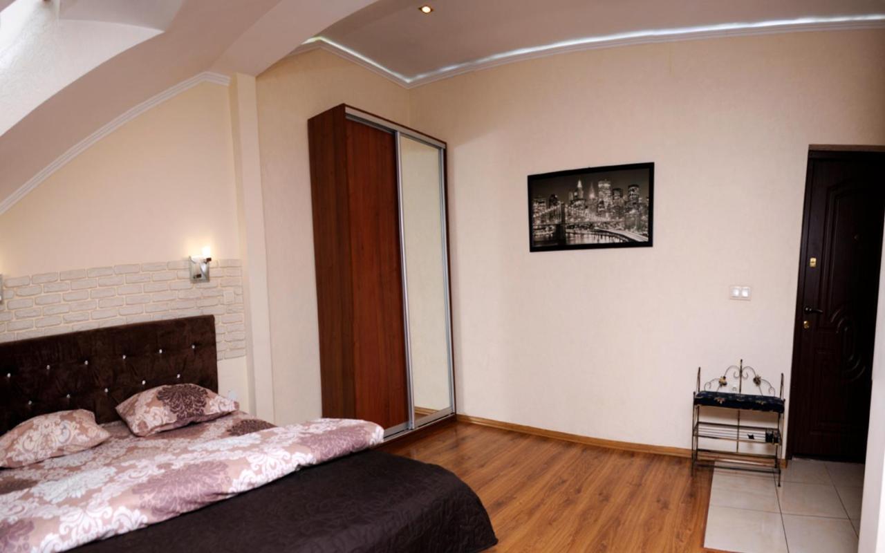Ferienwohnung Залізнична 49 "Хочу Цю!" Iwano-Frankiwsk Exterior foto